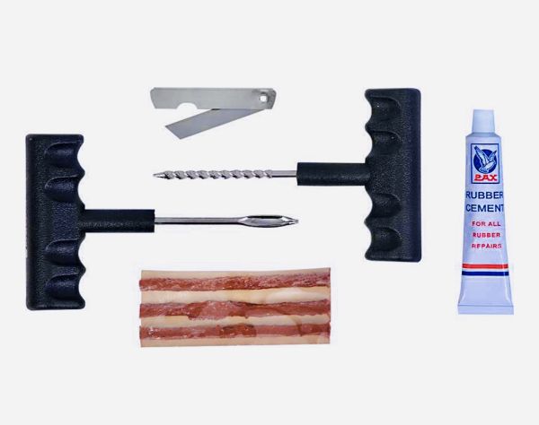 Tubeless tire repair kit